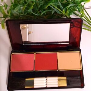 ESTEE LAUDER Elegant Makeup Palette with Mirror - Red, Pink, Cream